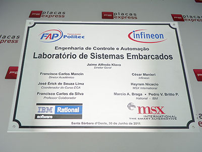 Placa de inauguração